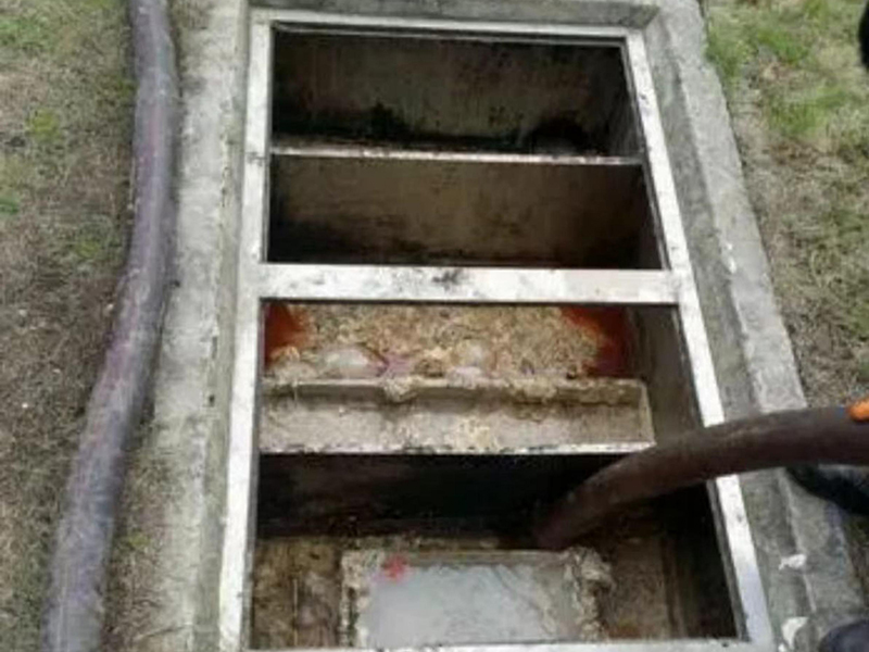 红岗隔油池清理